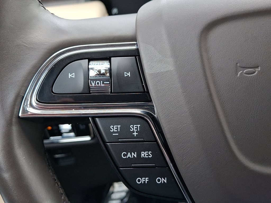 Certified 2023 Lincoln Nautilus Reserve AWD/4WD image 22
