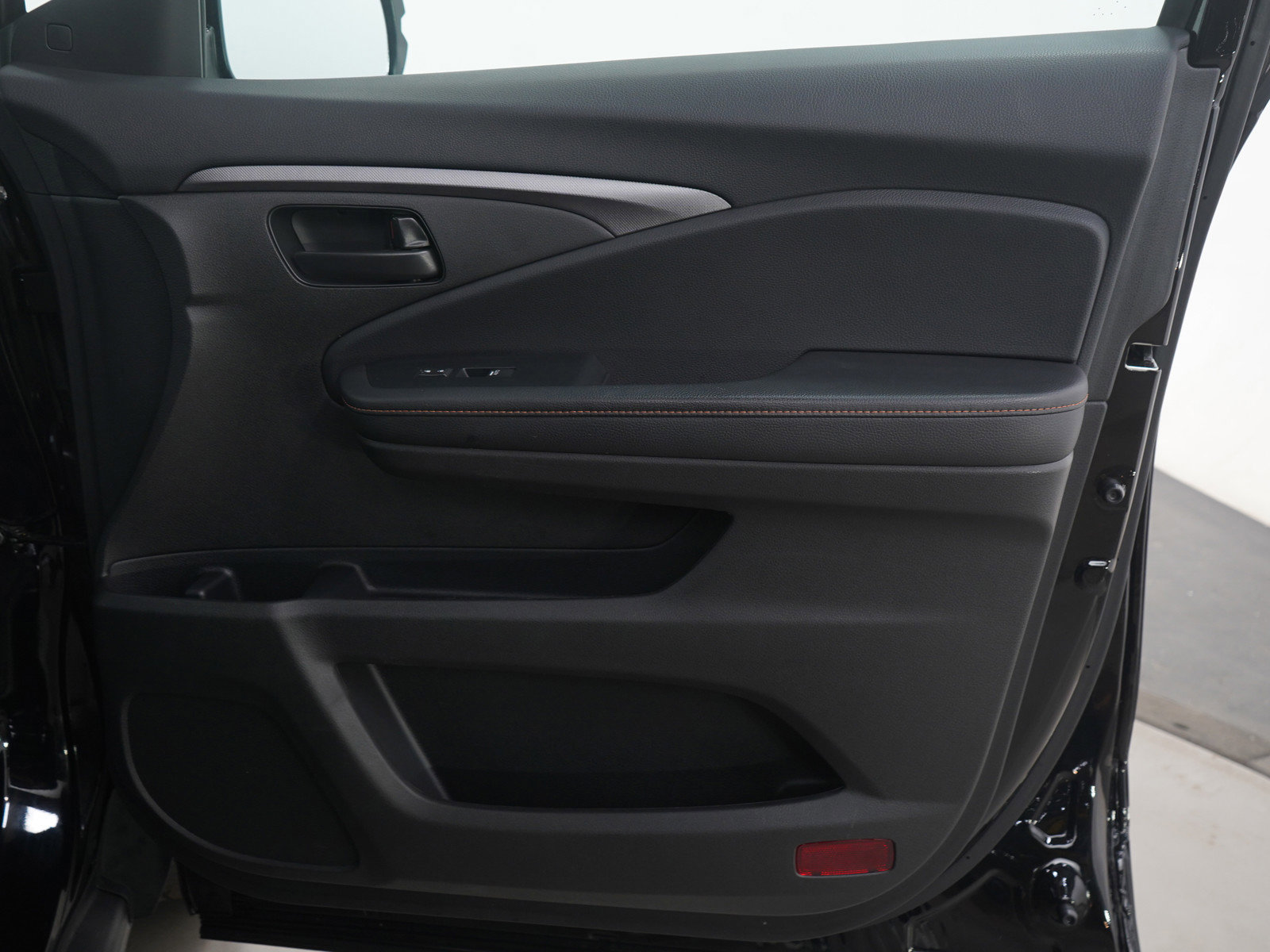 Used 2022 Honda Passport TrailSport image 12