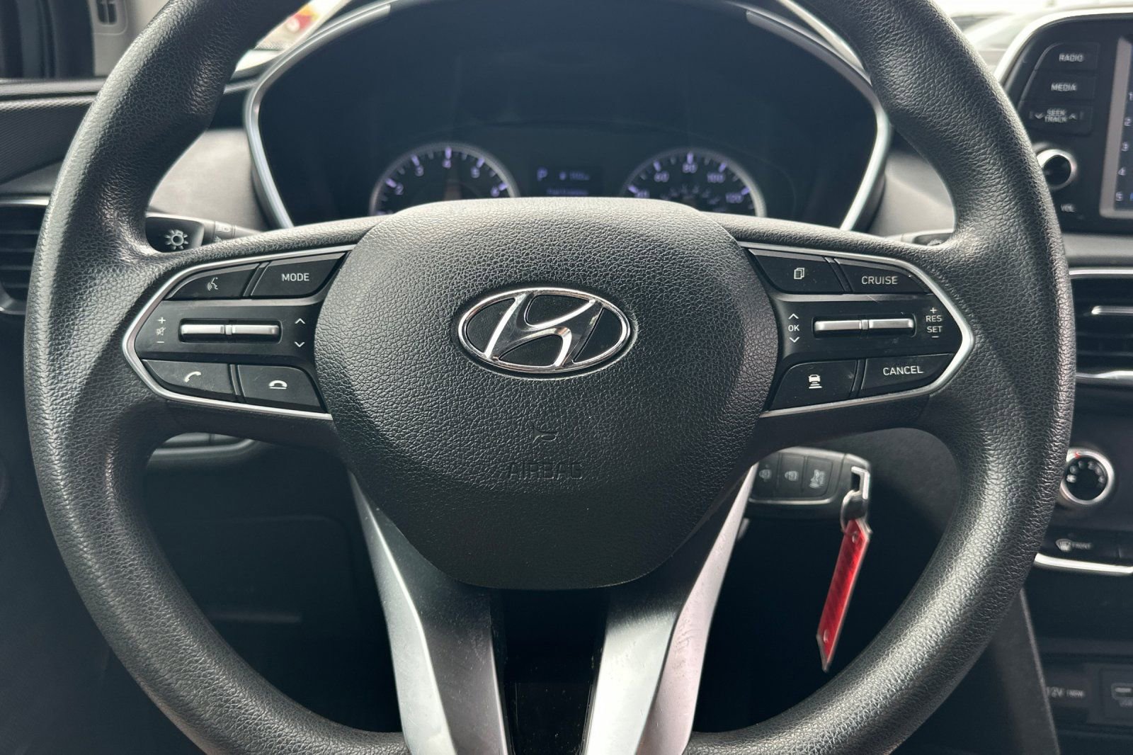 Used 2020 Hyundai Santa Fe SE AWD/4WD image 21