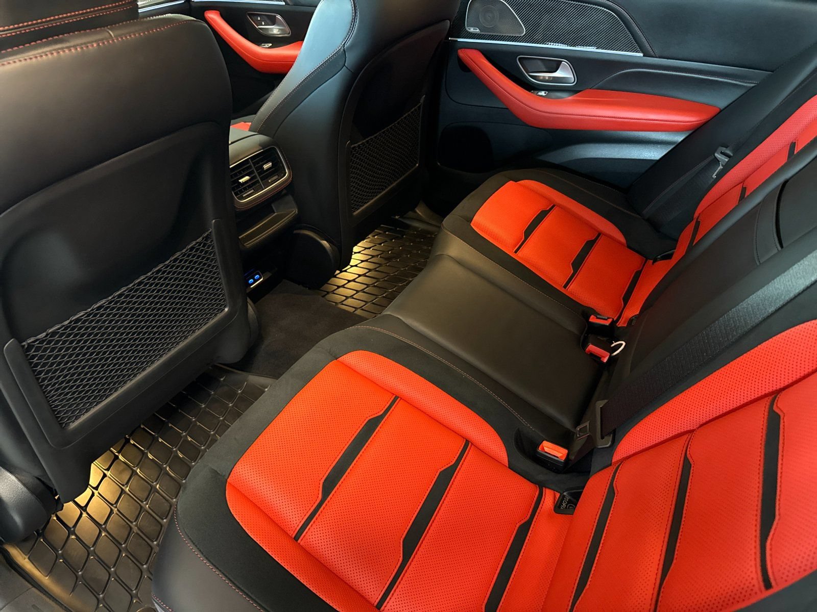 Used 2025 Mercedes-Benz GLE 63 AMG S image 11