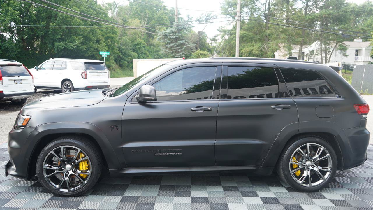 Used 2018 Jeep Grand Cherokee Trackhawk AWD/4WD image 11