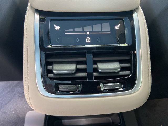 New 2026 Volvo XC90 B6 Plus AWD/4WD image 14