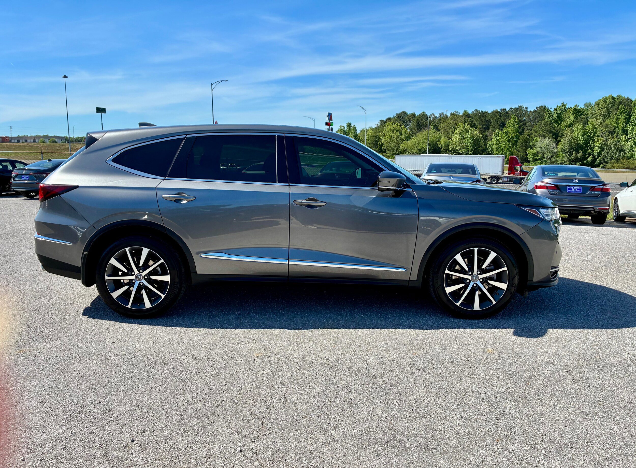 Used 2025 Acura MDX FWD w/ Technology Package image 7
