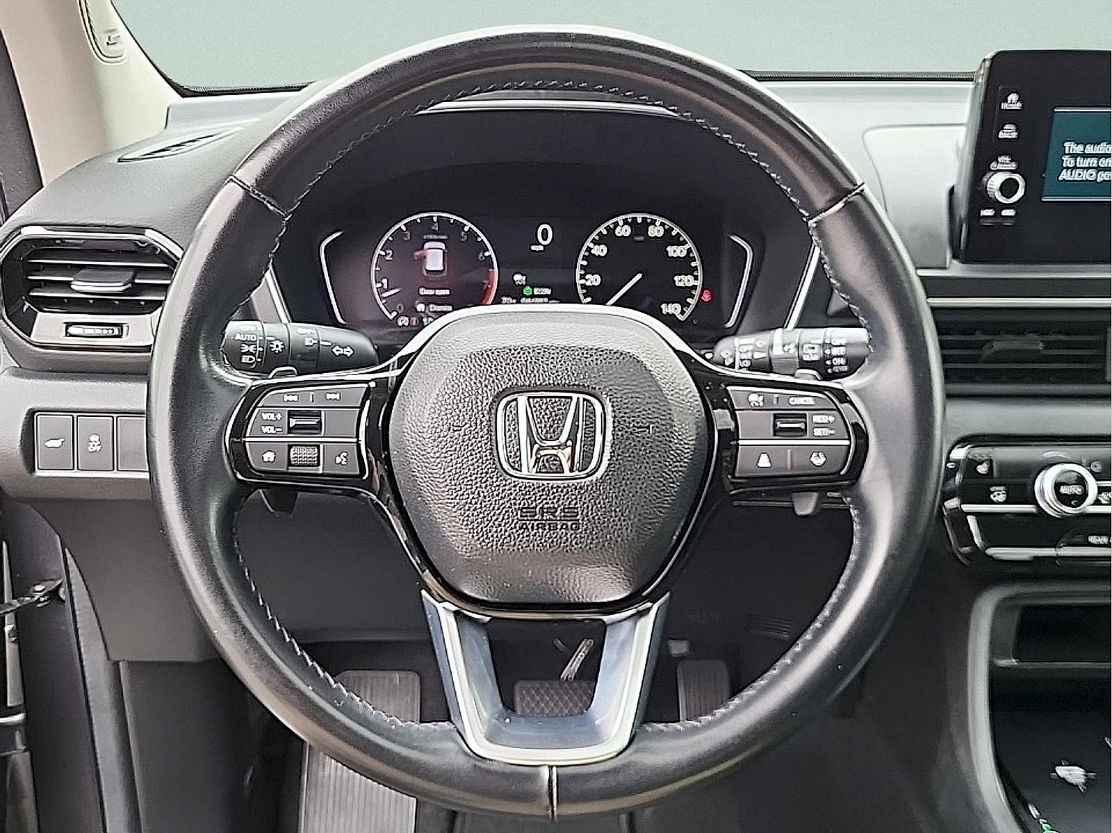 Used 2024 Honda Pilot Touring image 17