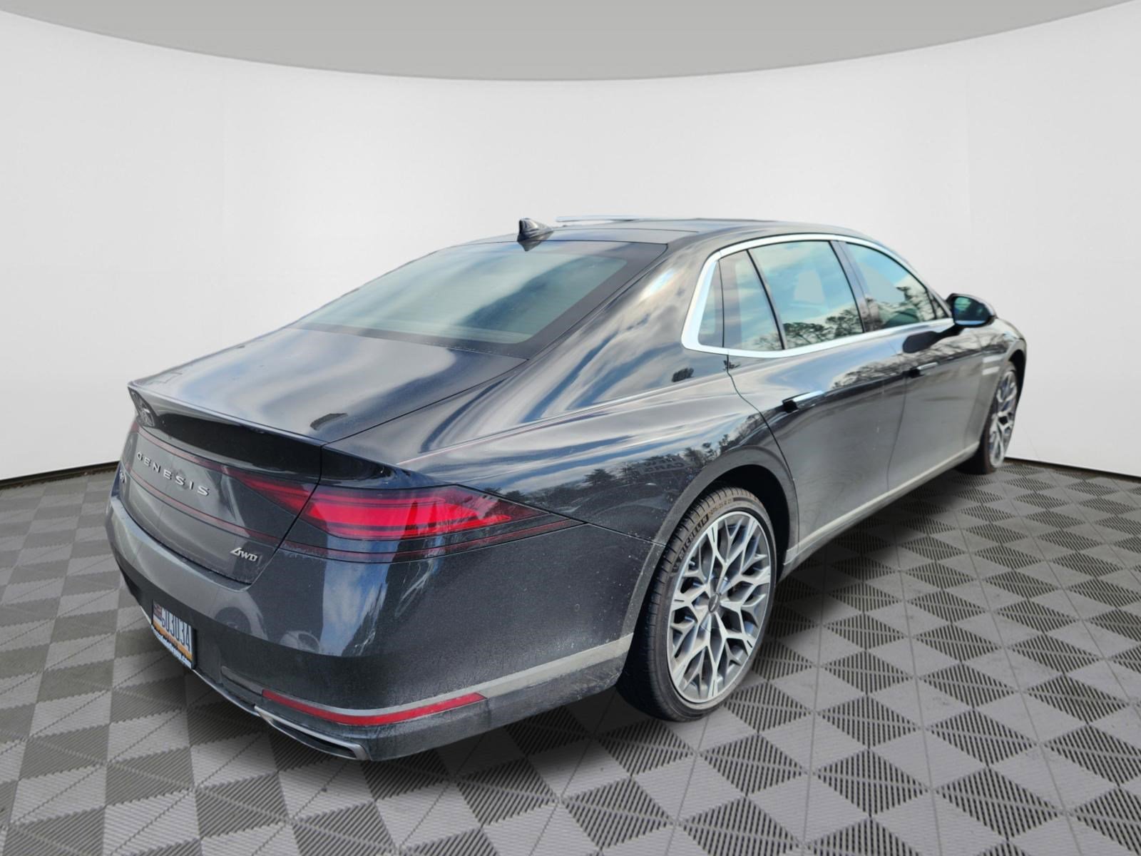 Used 2025 Genesis G90 3.5T image 4