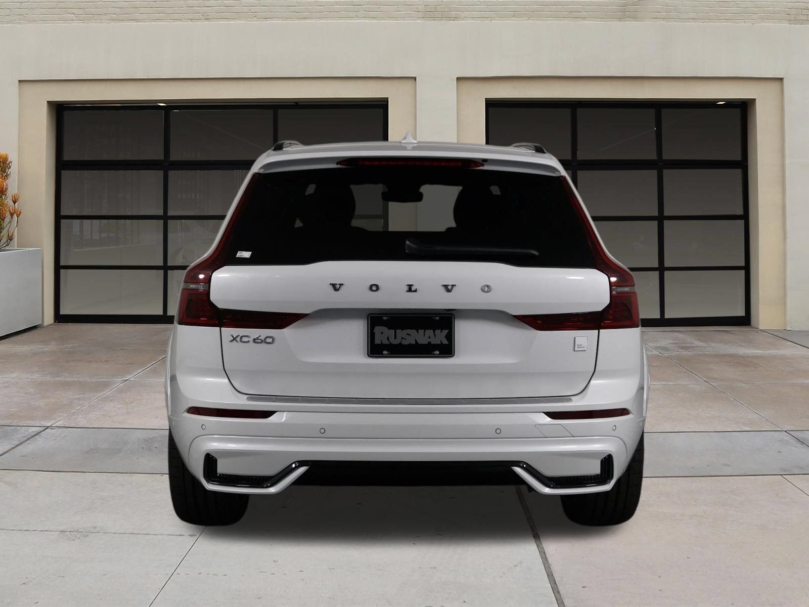 New 2026 Volvo XC60 T8 Polestar w/ Protection Package Premier AWD/4WD image 4