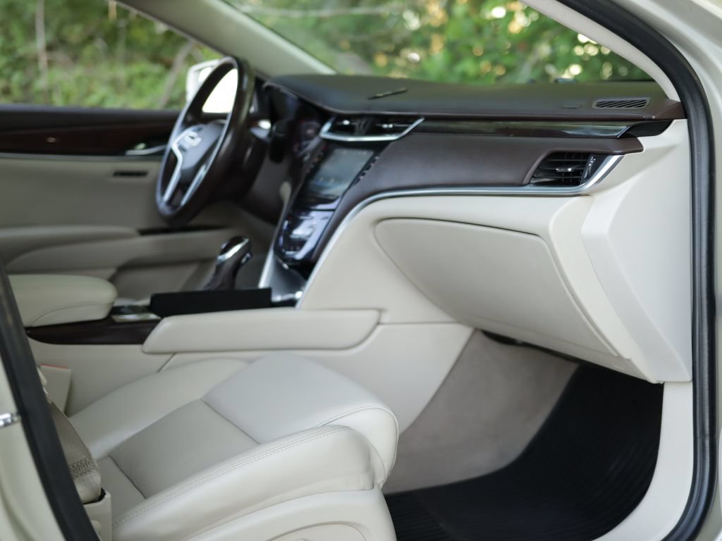 Used 2016 Cadillac XTS Luxury w/ Driver Awareness Package FWD image 32