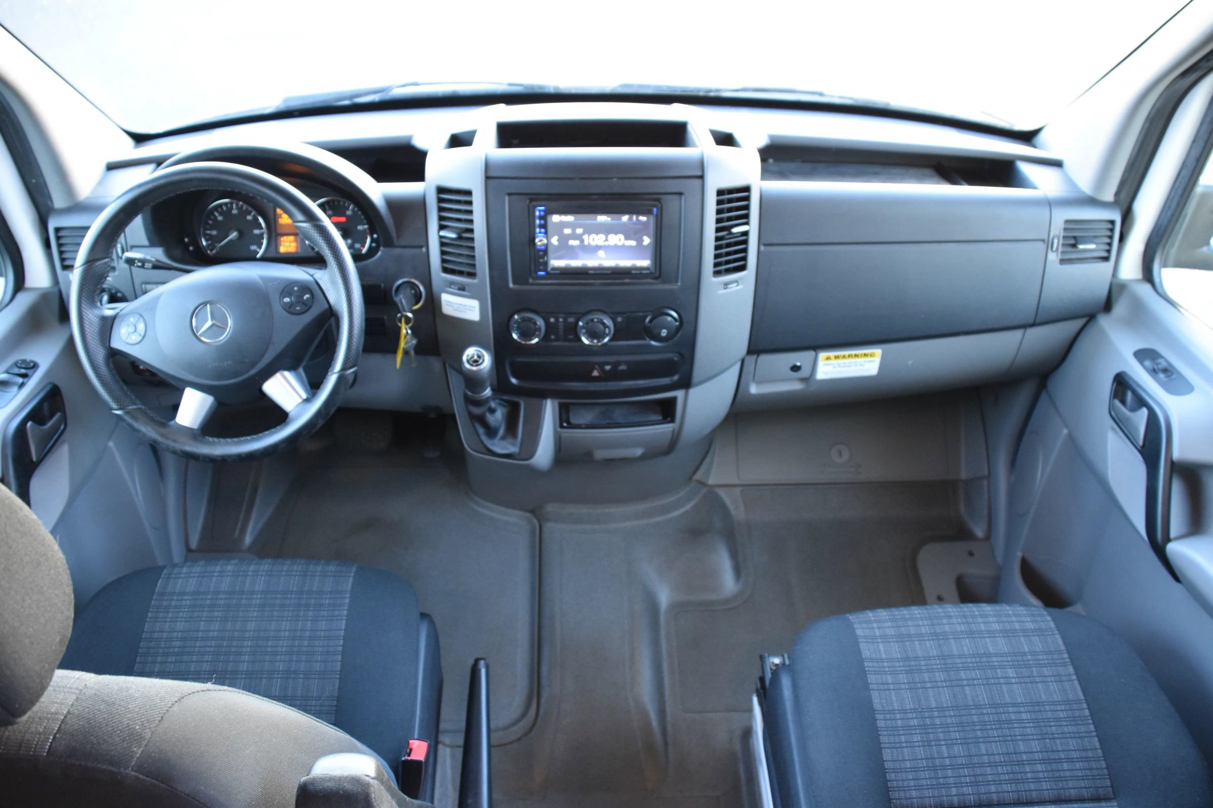 Used 2018 Mercedes-Benz Sprinter 3500 image 35