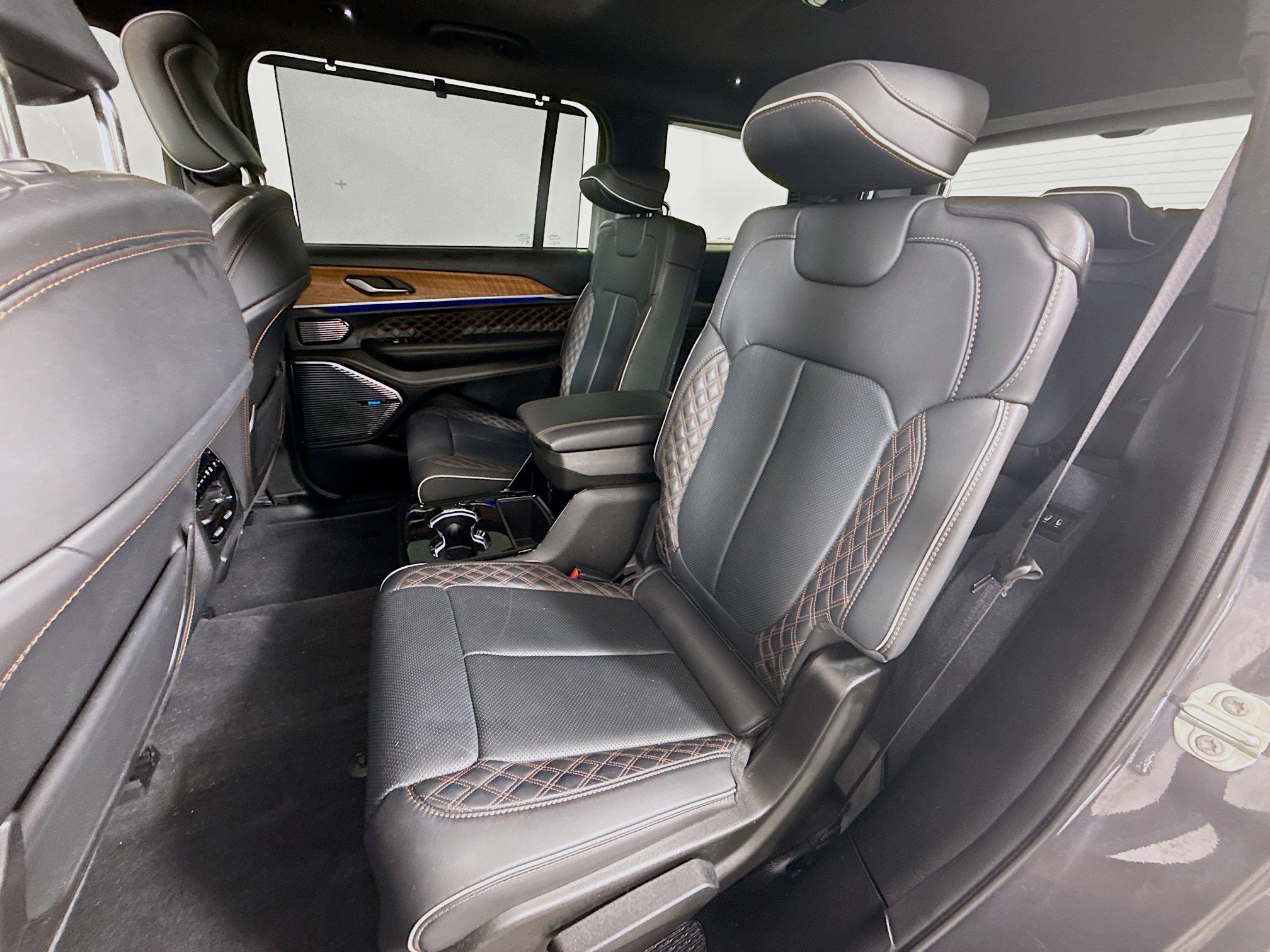 Used 2023 Jeep Grand Cherokee L Summit image 24