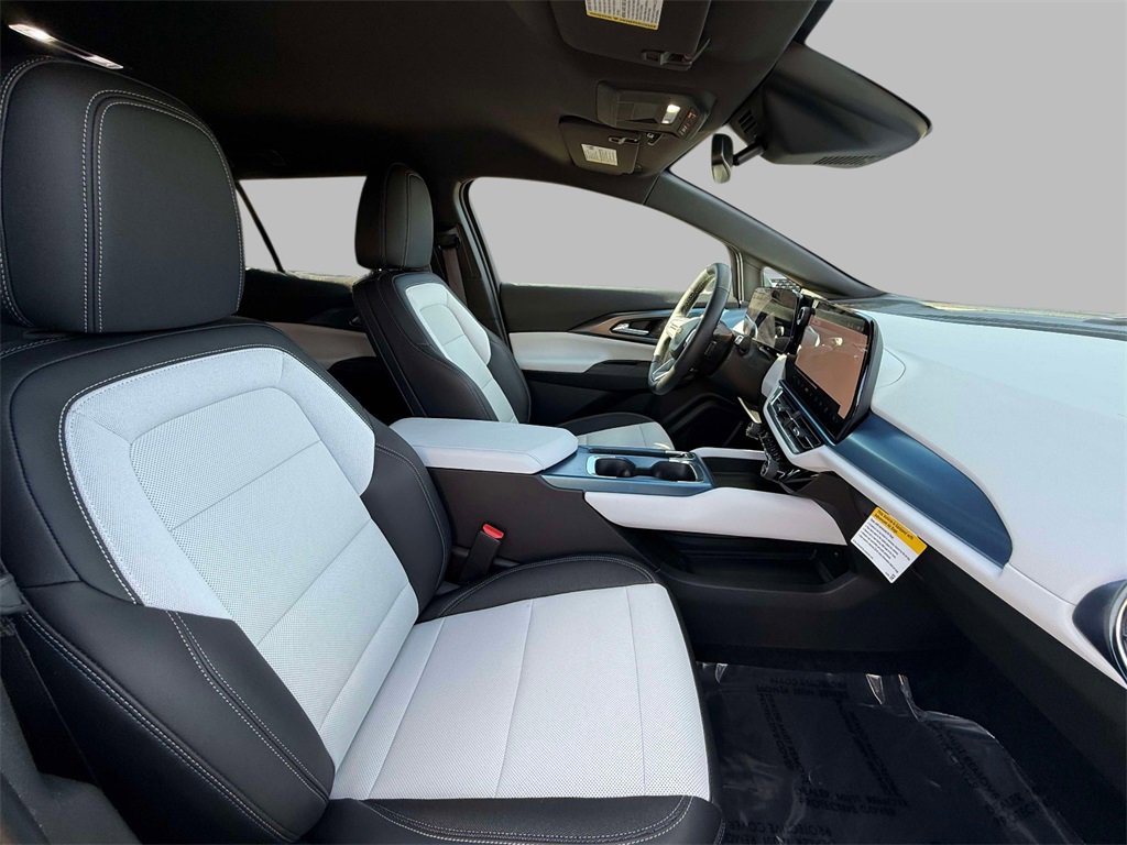 Used 2024 Chevrolet Equinox EV LT image 14