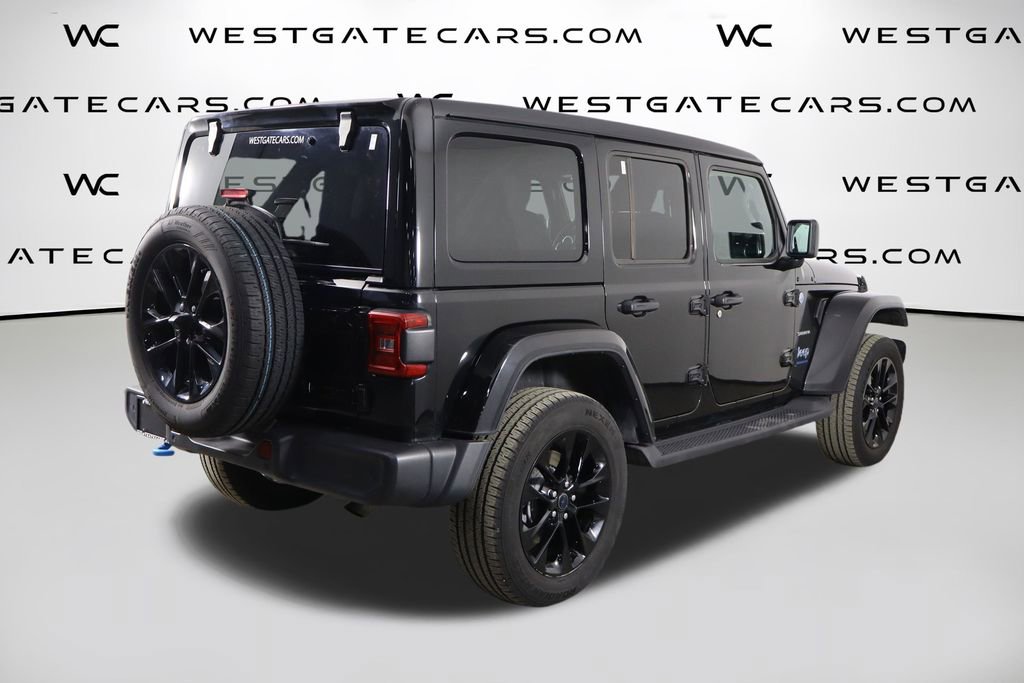 Used 2024 Jeep Wrangler Unlimited Sahara w/ Technology Group AWD/4WD image 45