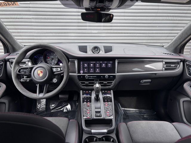 New 2026 Porsche Macan GTS AWD/4WD image 13
