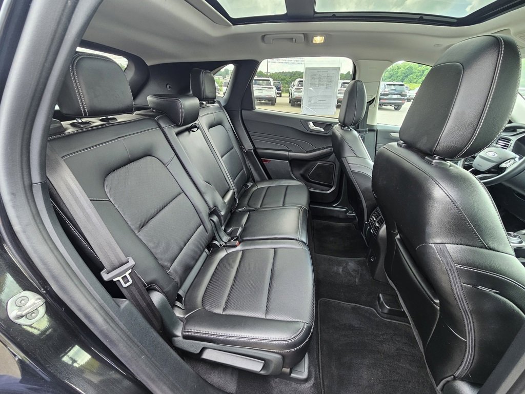 Used 2022 Ford Escape SEL w/ Technology Package image 27