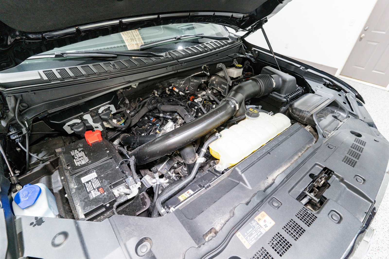 Used 2024 Lincoln Navigator Reserve w/ Equipment Group 201A image 37