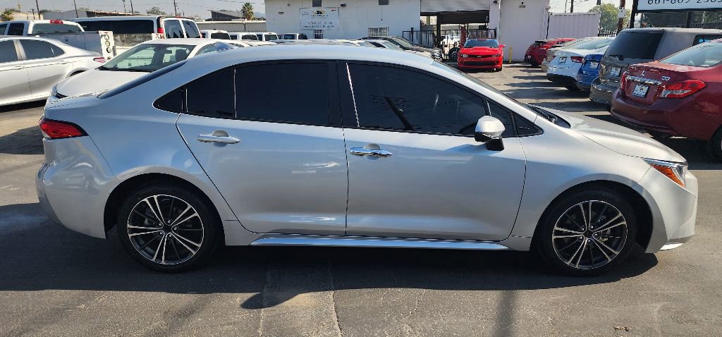 Used 2020 Toyota Corolla LE image 5
