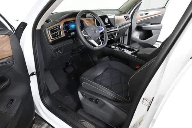 New 2026 Volkswagen Atlas SE FWD image 30