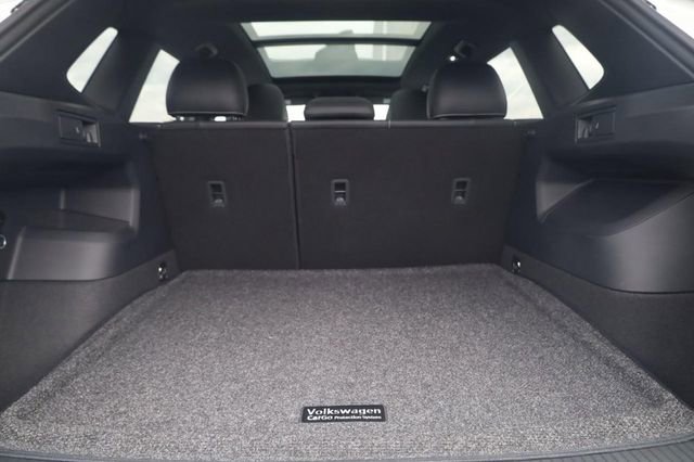 New 2026 Volkswagen Tiguan SE R-Line image 22