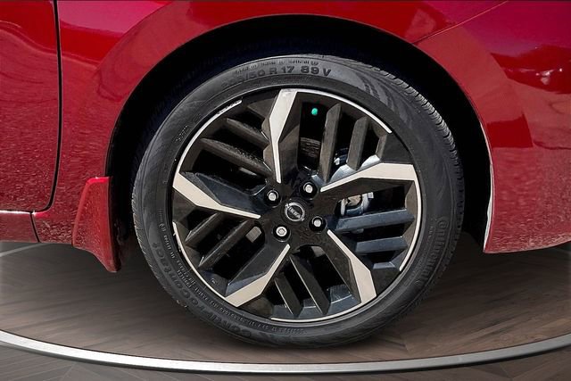 Certified 2025 Nissan Versa SR w/ Trunk Package image 9