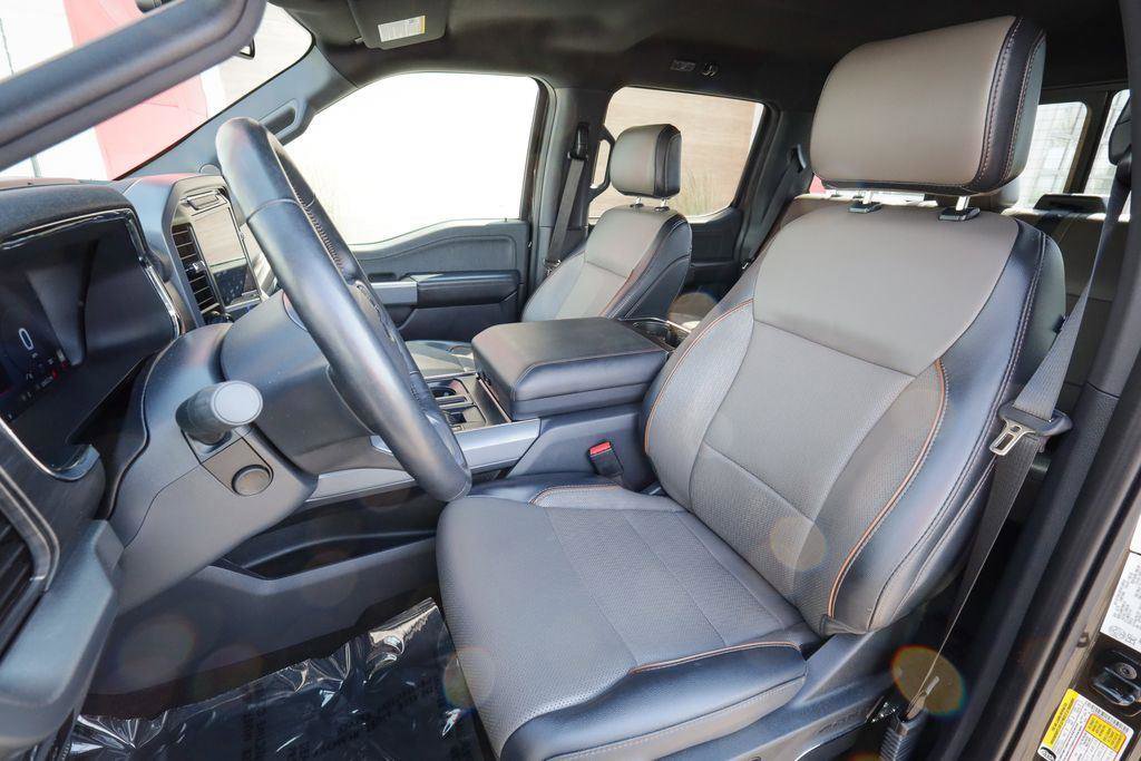 Used 2024 Ford F150 Lariat image 11