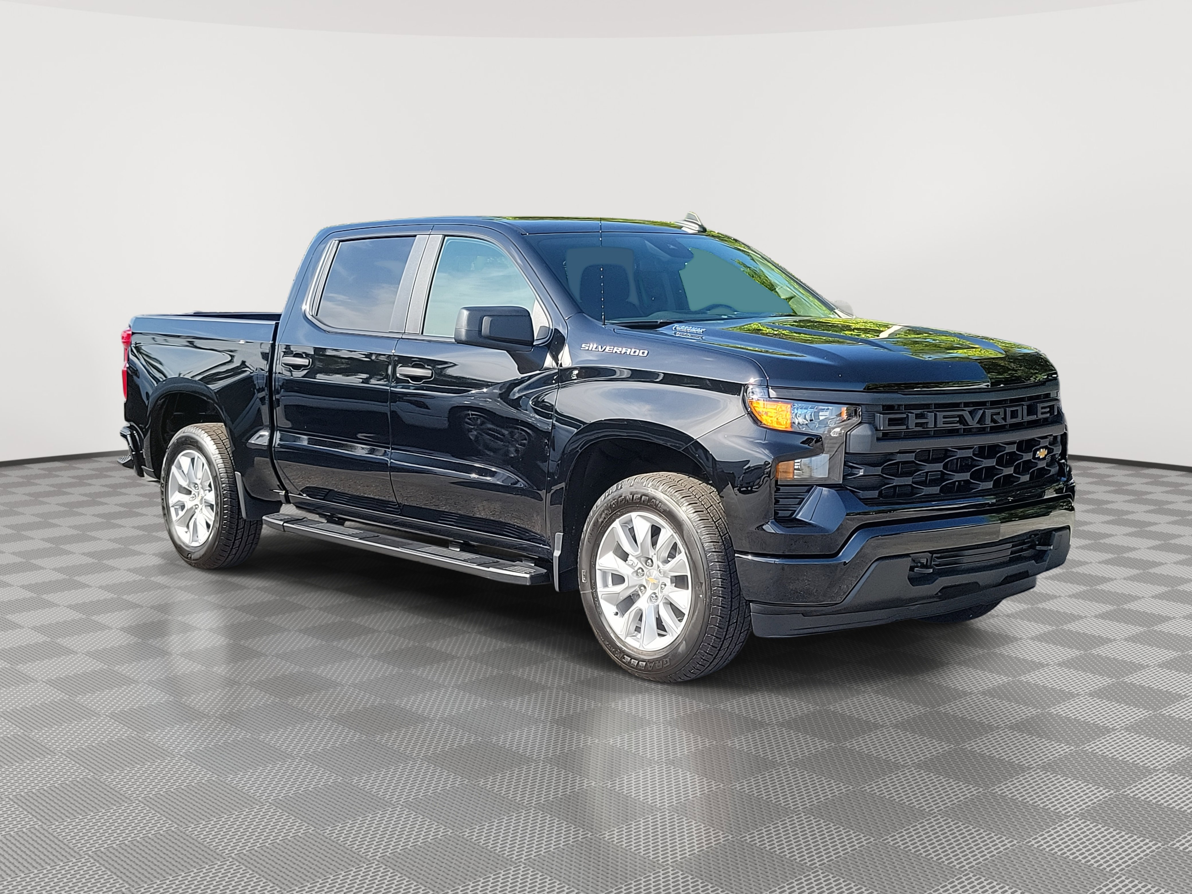New 2026 Chevrolet Silverado 1500 Custom image 1