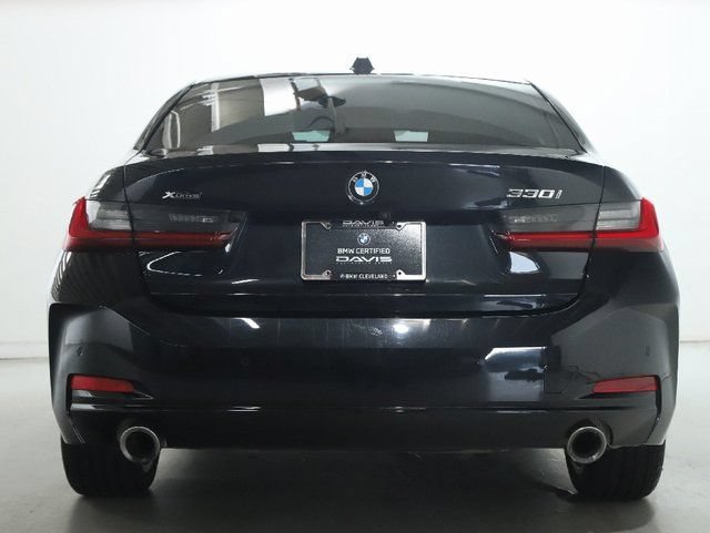 Used 2023 BMW 330i xDrive Sedan w/ Premium Package AWD/4WD image 43