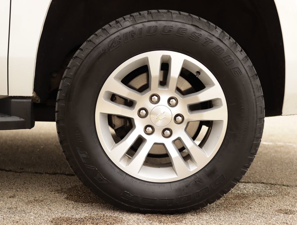 Used 2019 Chevrolet Suburban LT AWD/4WD image 47