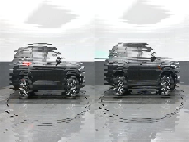 New 2026 Volkswagen Atlas SE image 8