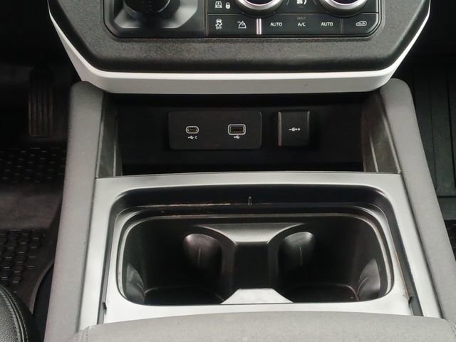 Used 2023 Land Rover Defender 110 S image 13