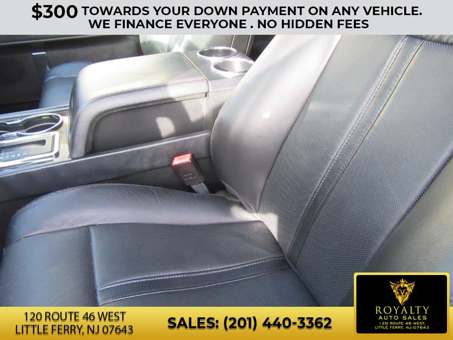 Used 2016 Lincoln Navigator Reserve image 13