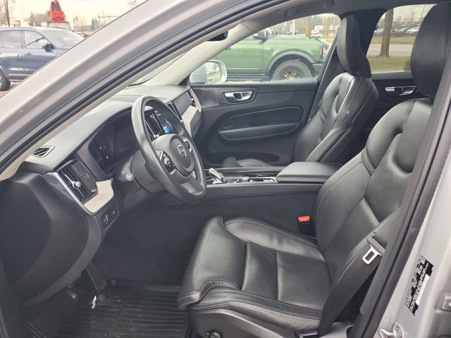 Certified 2022 Volvo XC60 B5 Inscription image 14