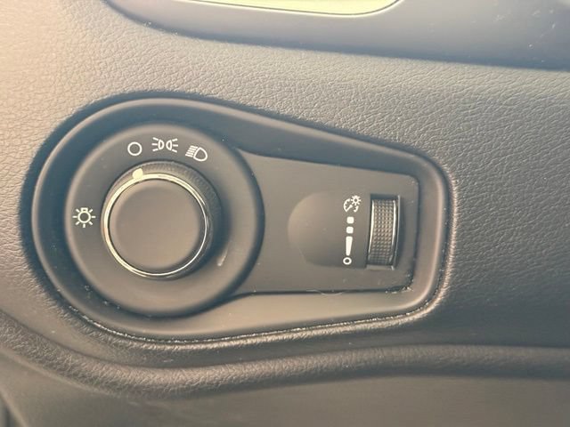 Used 2020 Jeep Renegade Sport AWD/4WD image 11