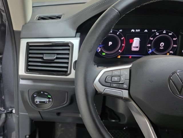 Used 2023 Volkswagen Atlas SE AWD/4WD image 17