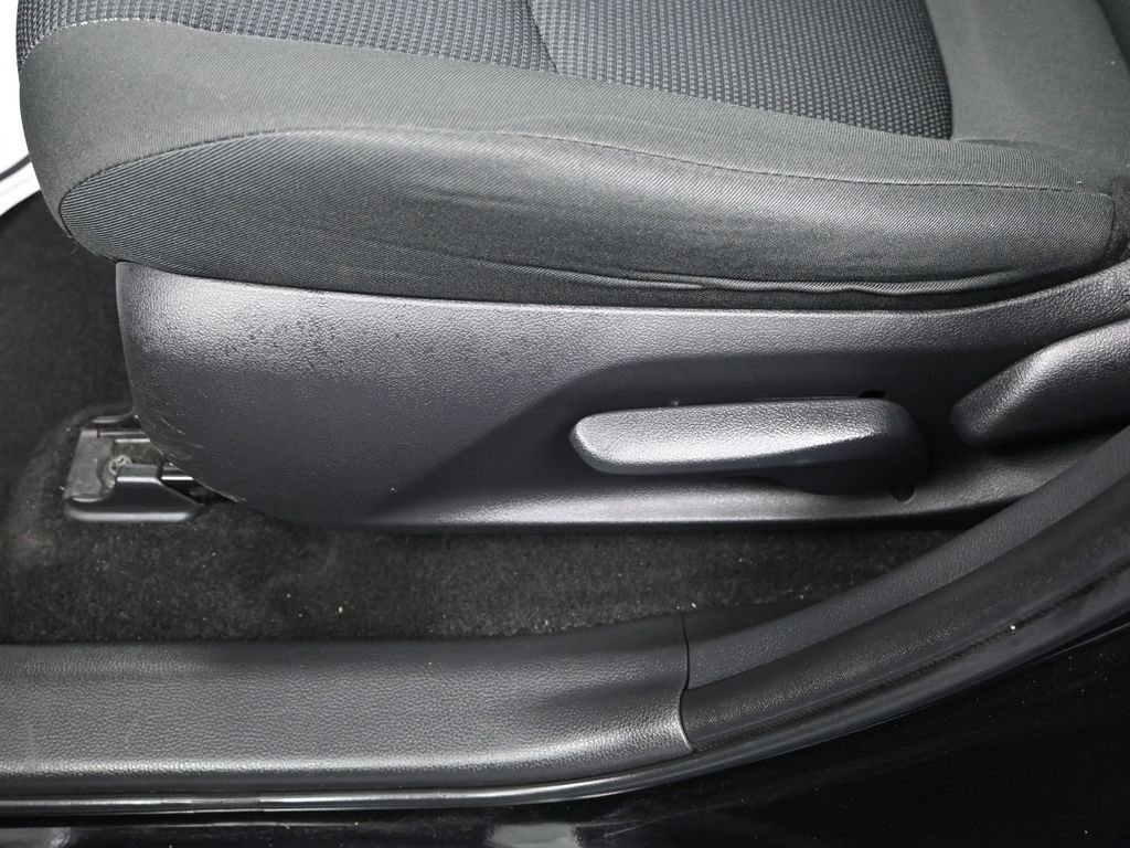 Used 2024 Toyota RAV4 LE image 12