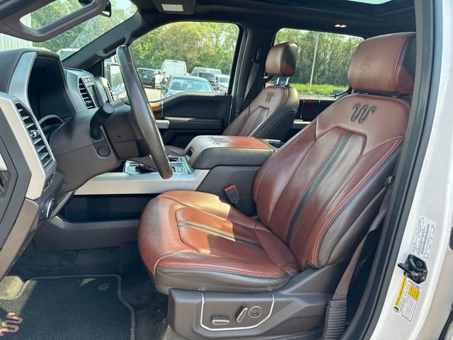 Used 2018 Ford F150 King Ranch w/ Equipment Group 601A Luxury AWD/4WD image 15