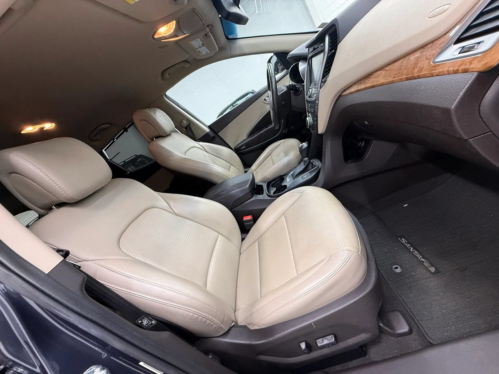 Used 2014 Hyundai Santa Fe Sport 2.0T w/ Navigation Package 06 FWD image 24