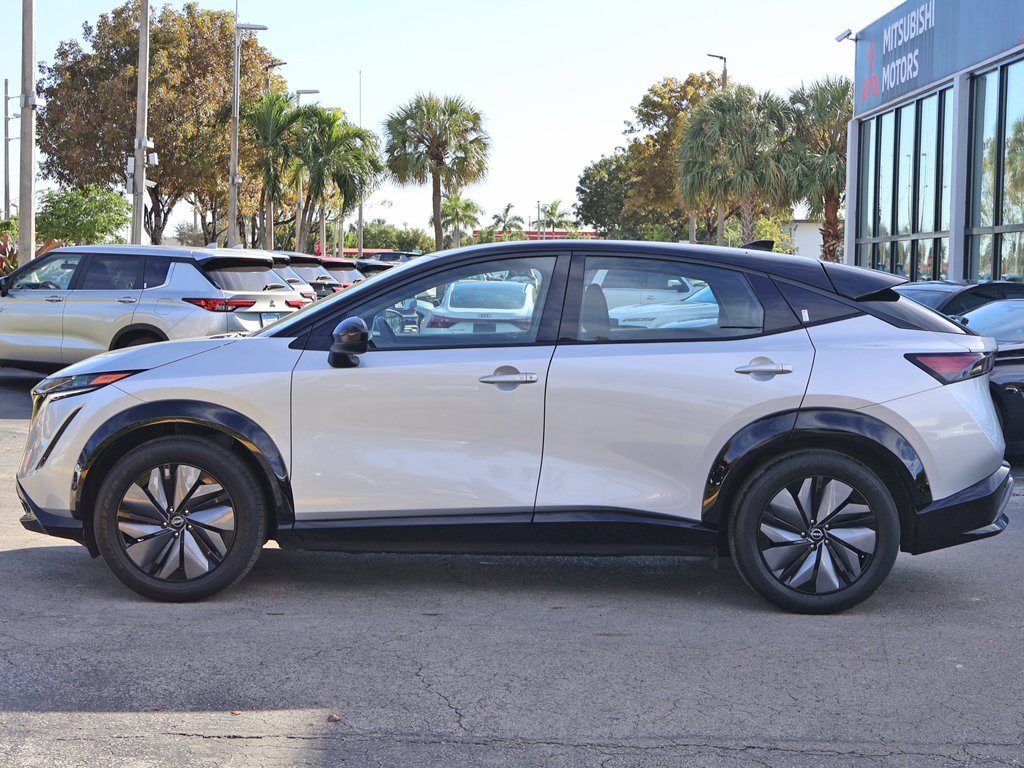 Used 2023 Nissan Ariya AWD image 18