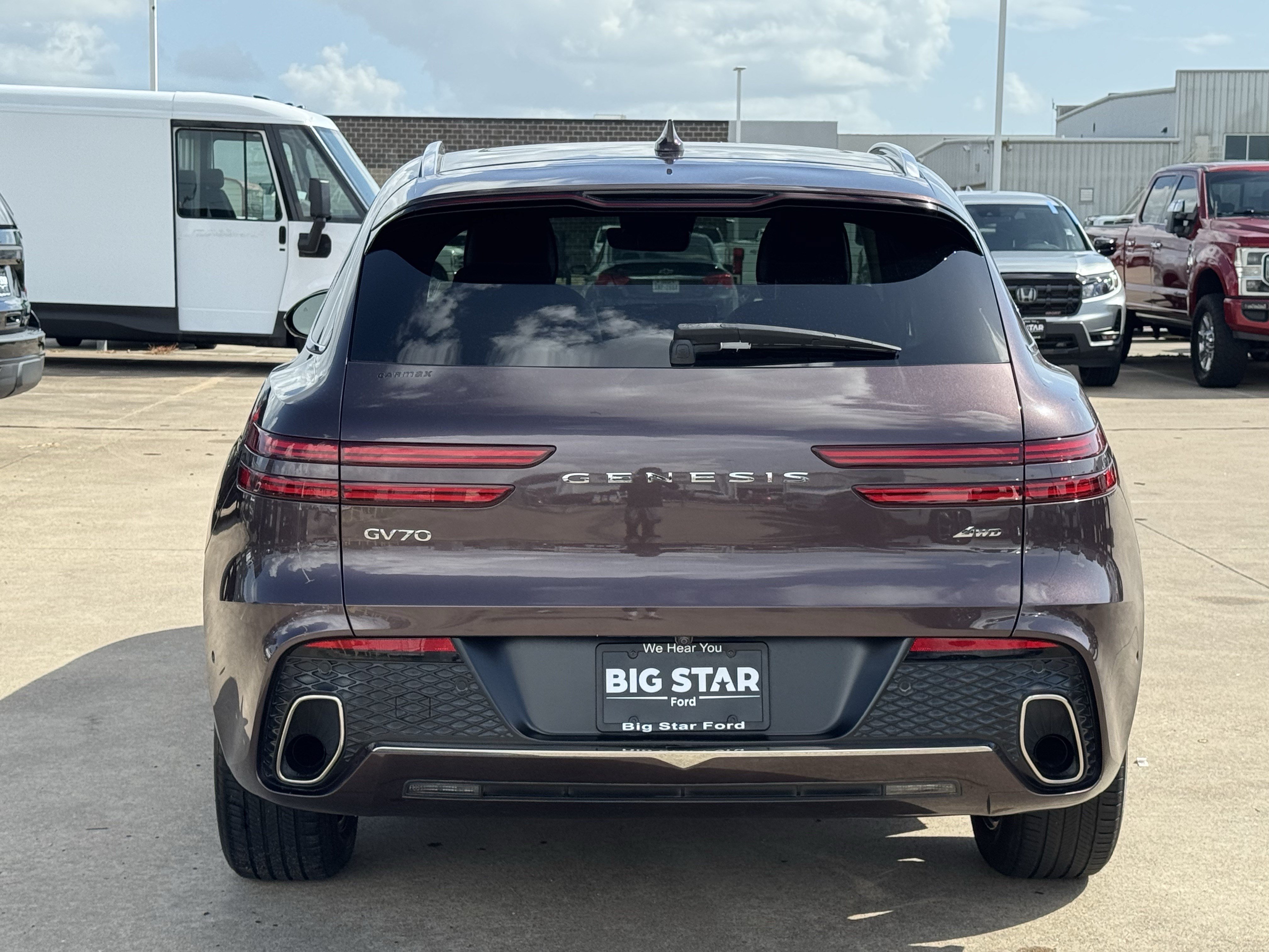 Used 2022 Genesis GV70 2.5T w/ Advanced Package AWD/4WD image 7