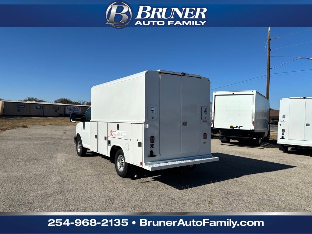 New 2025 Chevrolet Express 3500 w/ Power Convenience Package RWD image 7