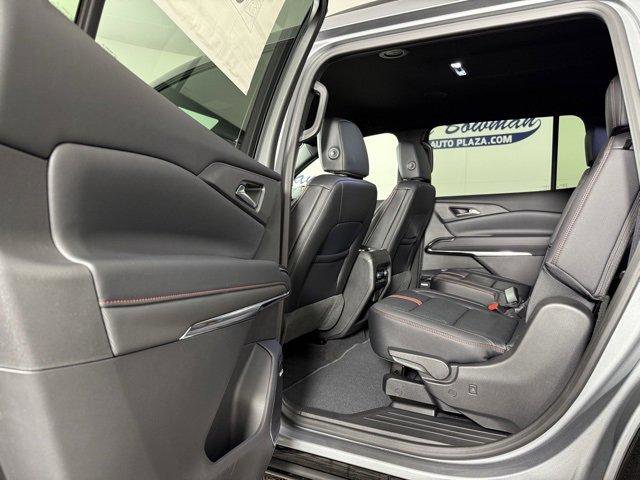 New 2026 Chevrolet Traverse RS image 13