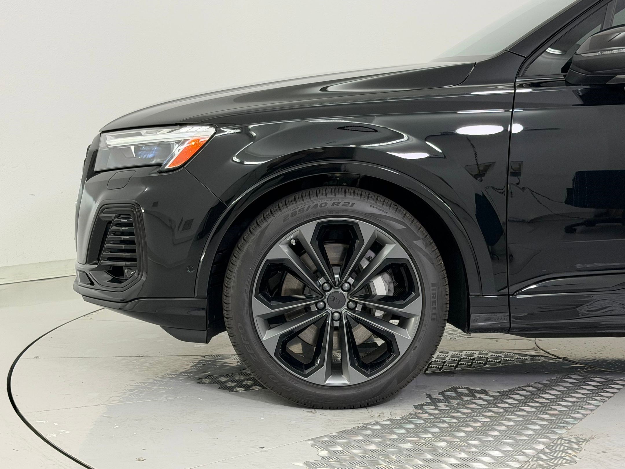New 2026 Audi Q7 Premium Plus AWD/4WD image 12