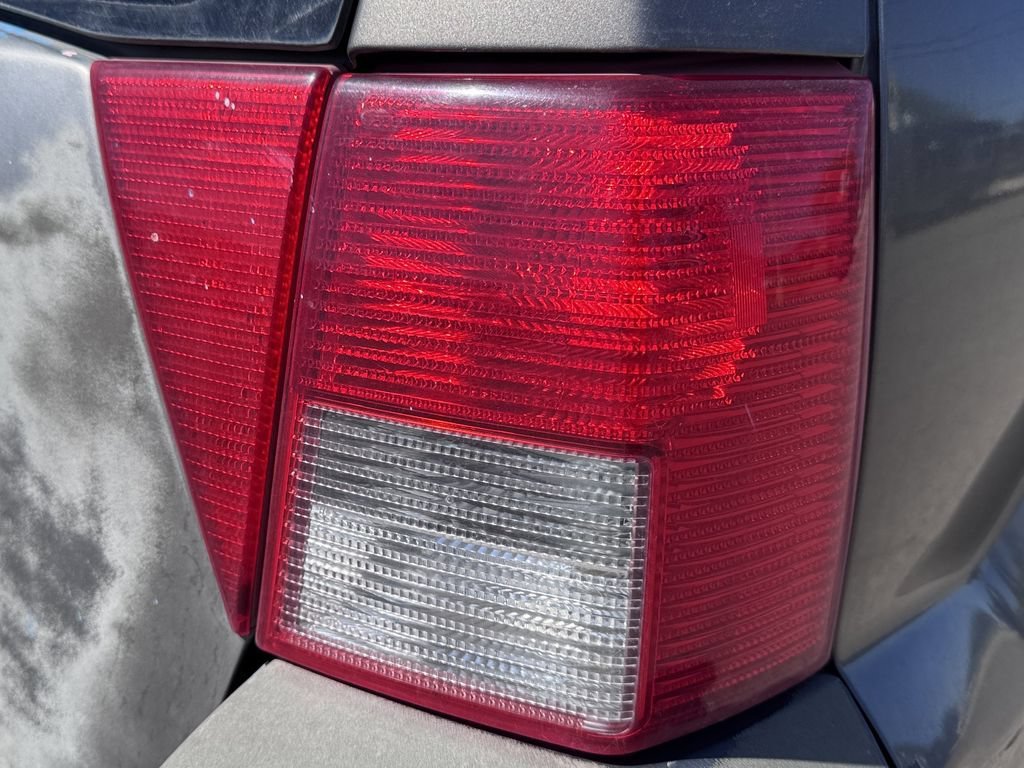 Used 2004 Mitsubishi Endeavor LS AWD/4WD image 51