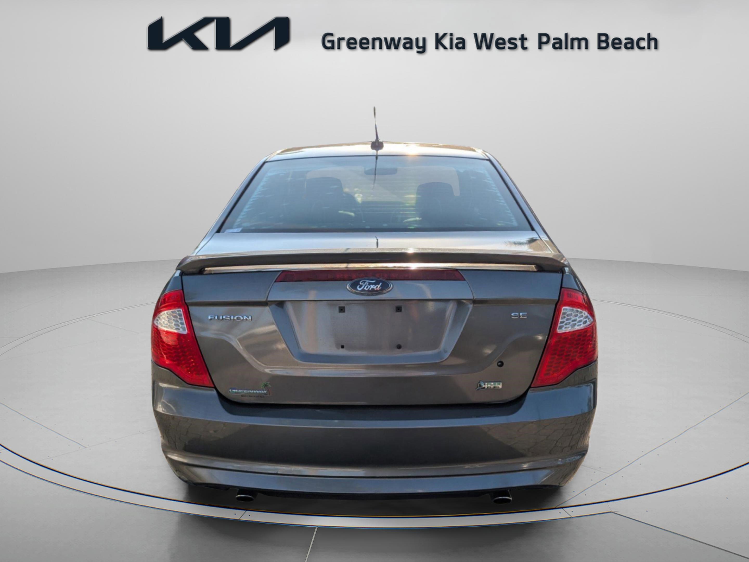 Used 2010 Ford Fusion SE image 6