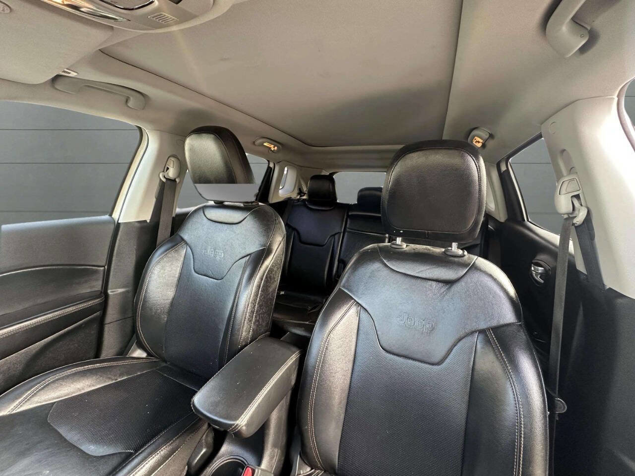 Used 2019 Jeep Compass Limited image 15