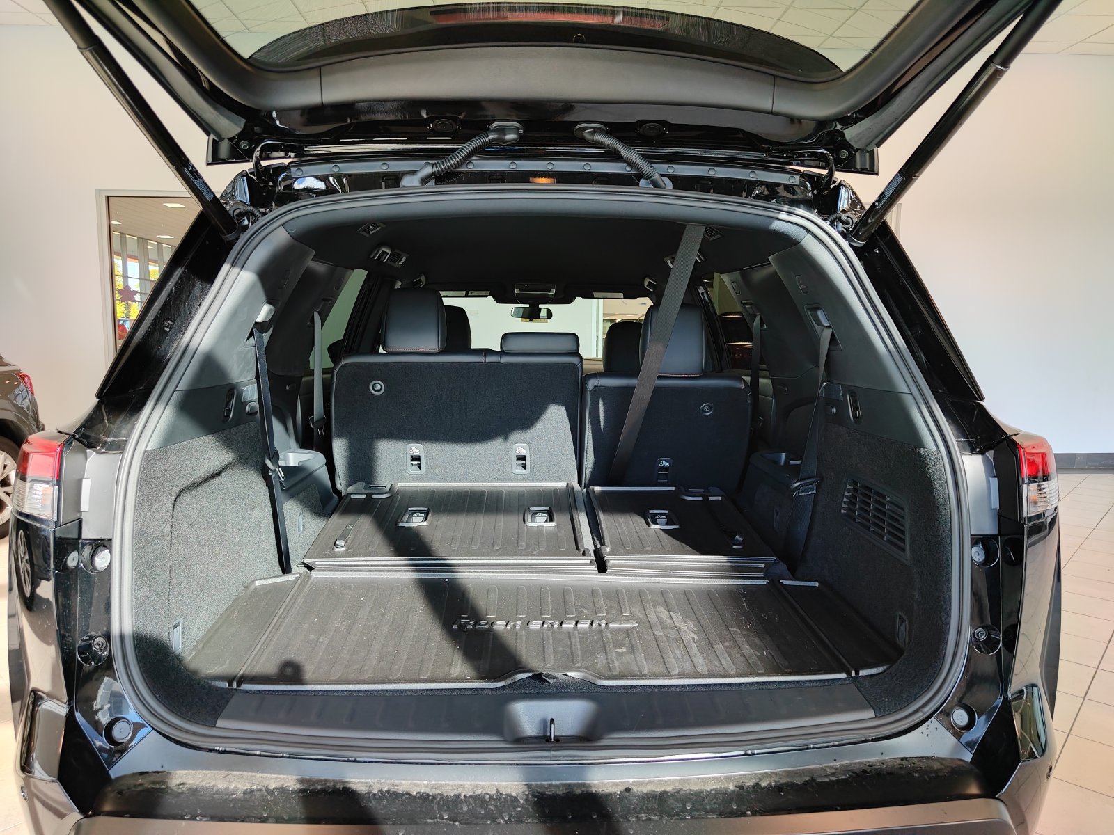 New 2026 Nissan Pathfinder Rock Creek AWD/4WD image 13