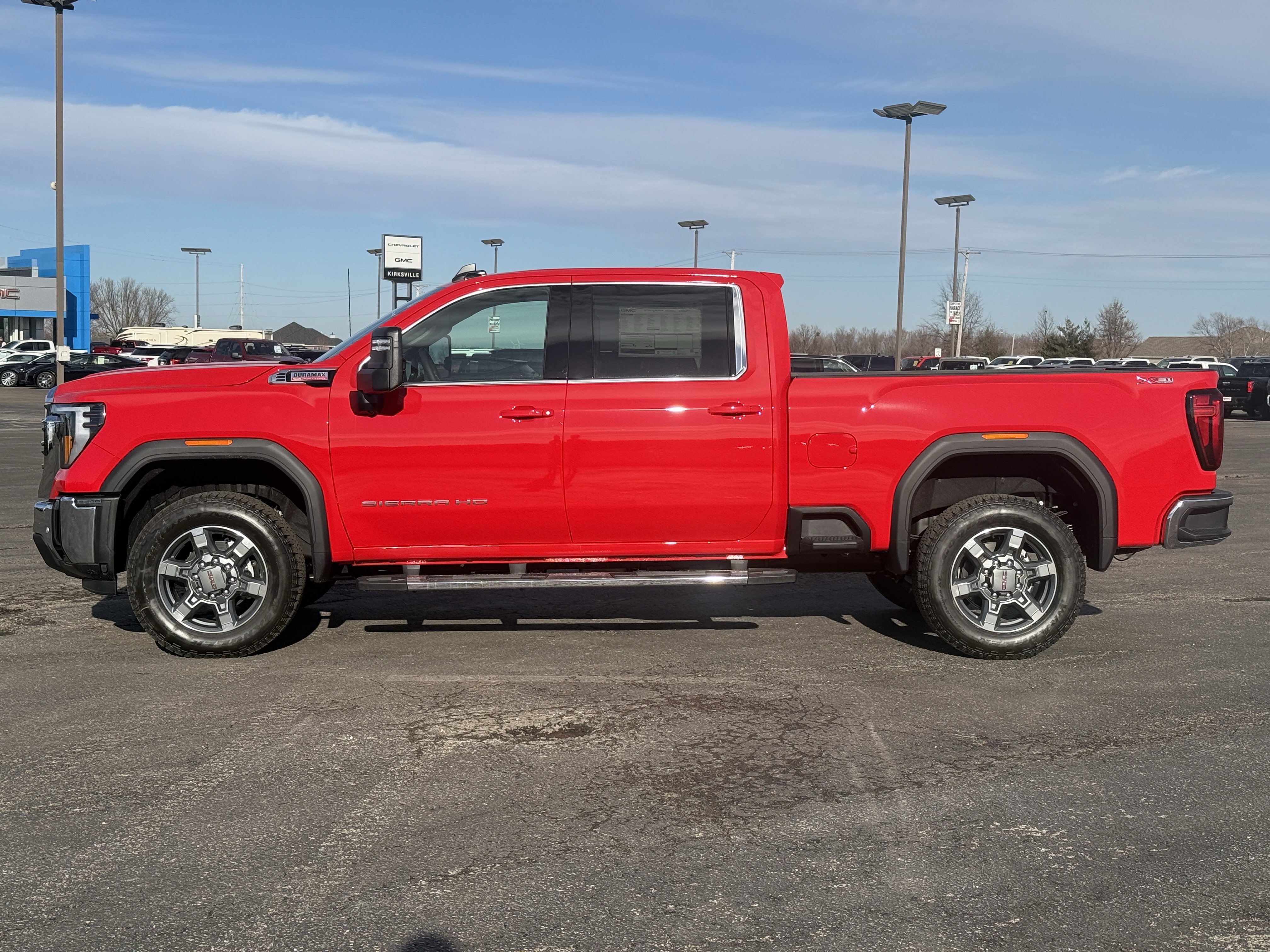 New 2026 GMC Sierra 3500 SLE w/ SLE Value Package image 6