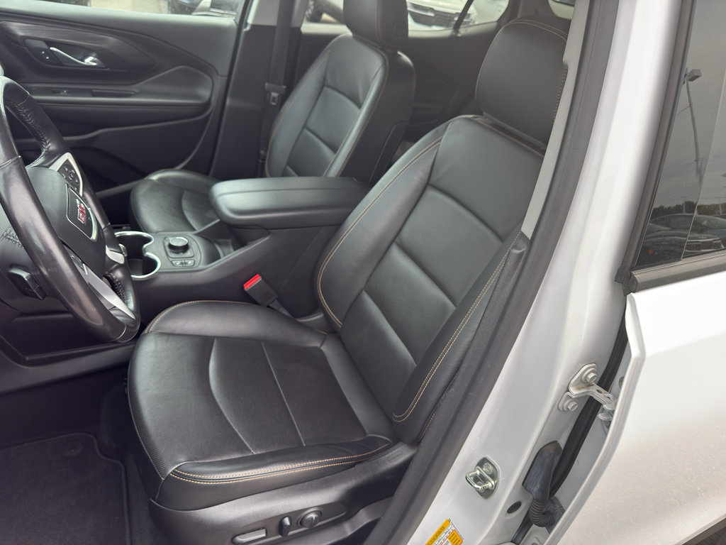 Used 2019 GMC Terrain SLT w/ Preferred Package image 32