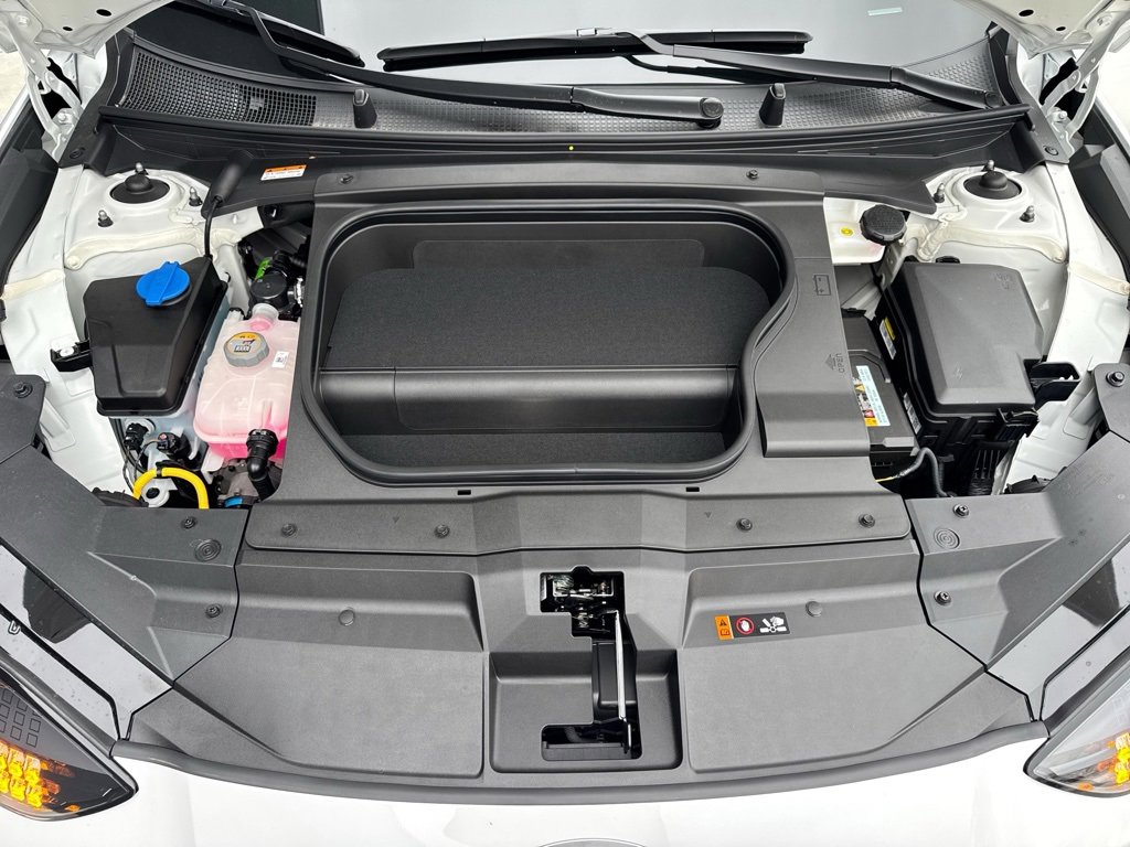 New 2025 Hyundai Ioniq 6 SE image 21