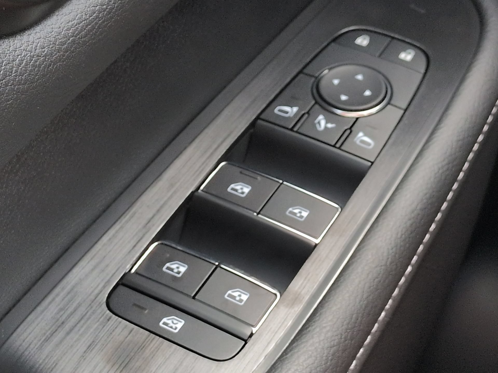 New 2026 Nissan Armada SL AWD/4WD image 25