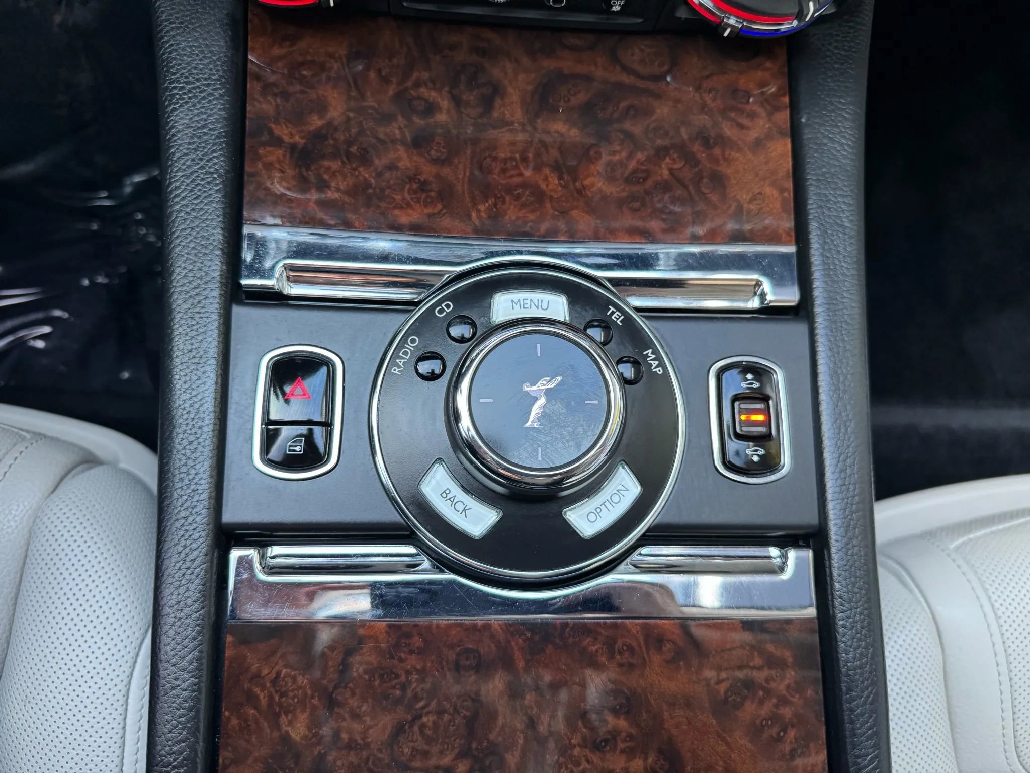 Used 2015 Rolls-Royce Ghost image 20