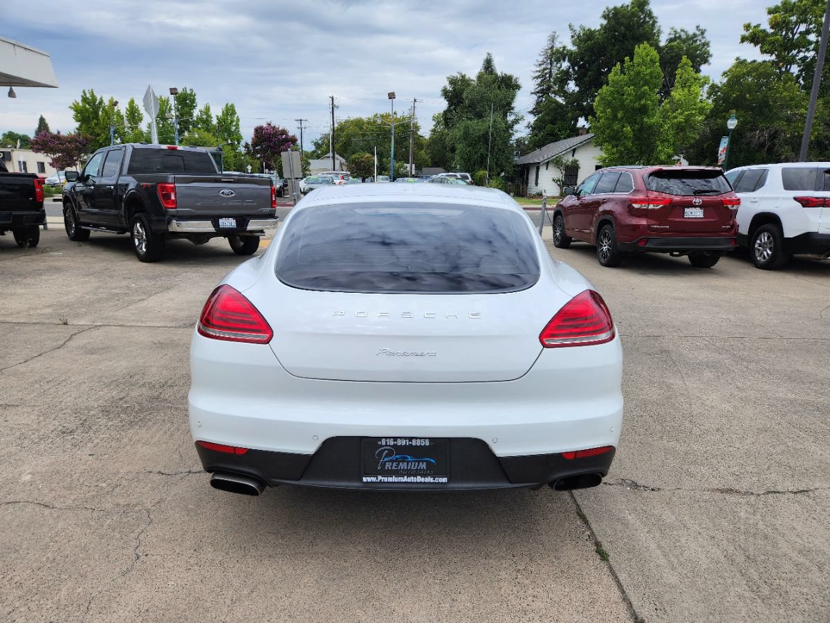 Used 2016 Porsche Panamera Edition RWD image 4